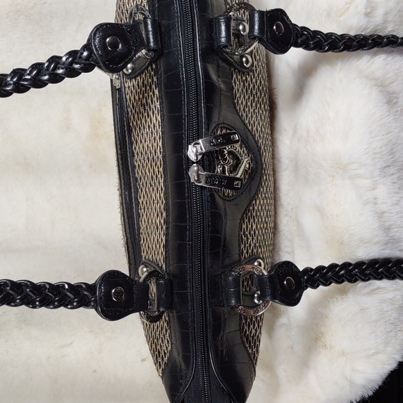 MC Marc Chantal Woven Rattan/Croc Embossed Leather Shoulder Bag - Picture 7 of 12